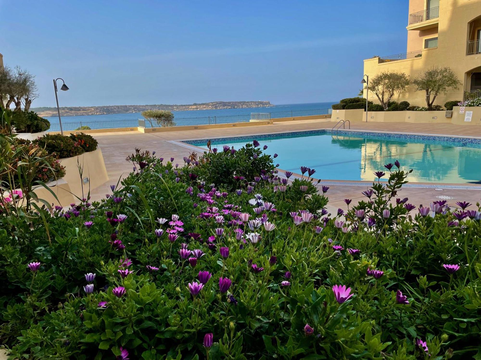 Spacious Luxurious Apartment With Seaview Mellieħa Extérieur photo
