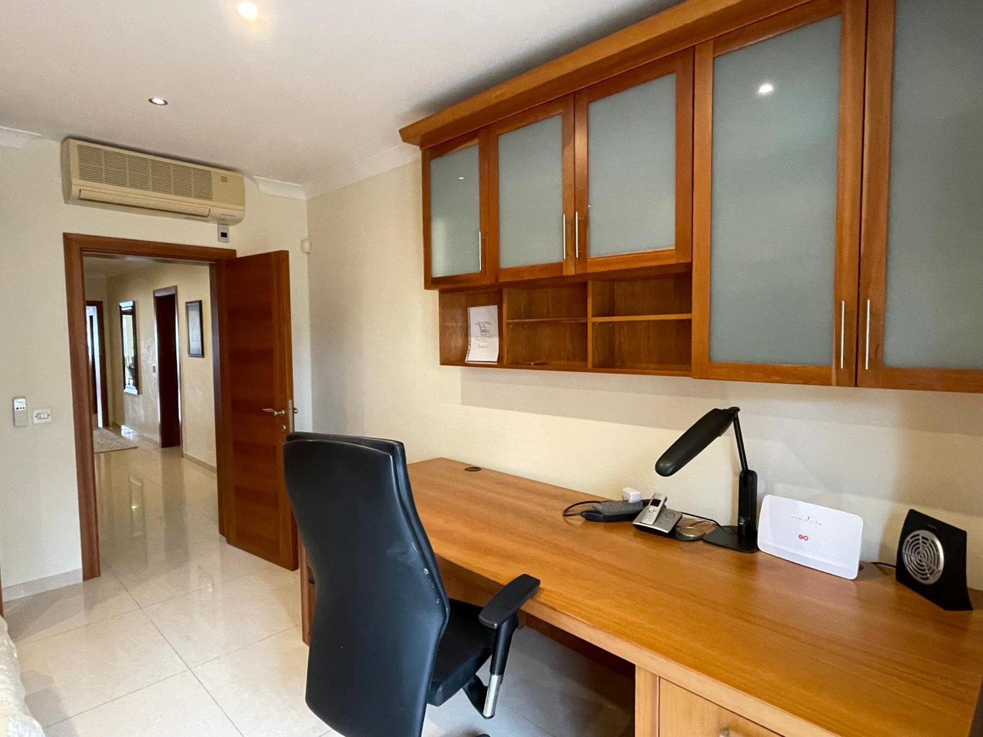 Spacious Luxurious Apartment With Seaview Mellieħa Chambre photo