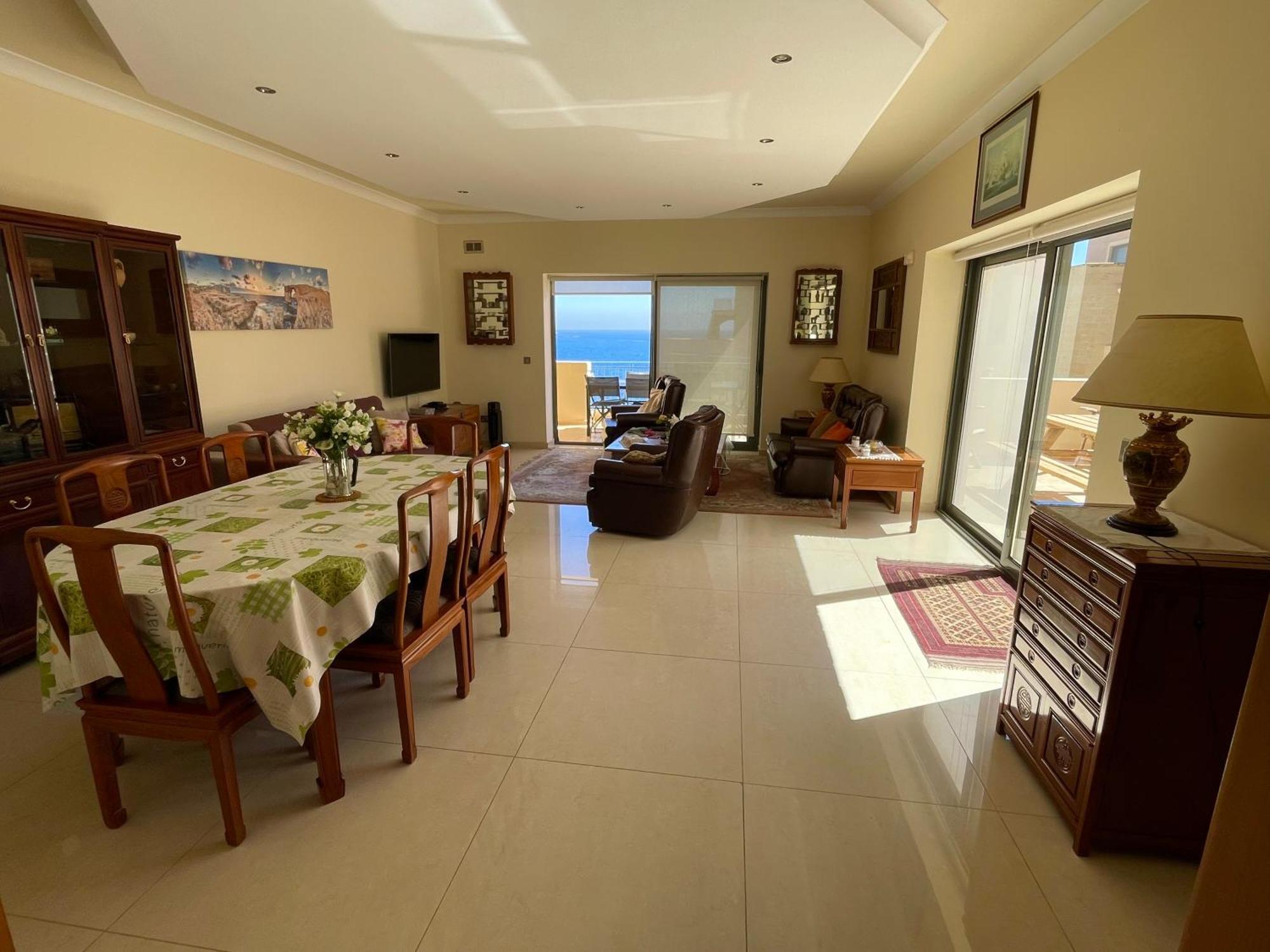 Spacious Luxurious Apartment With Seaview Mellieħa Chambre photo